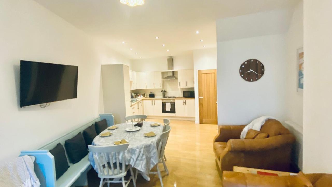 טורקוואי The Bonting Beautiful Three Bed Townhouse Near Harbour And Beach מראה חיצוני תמונה