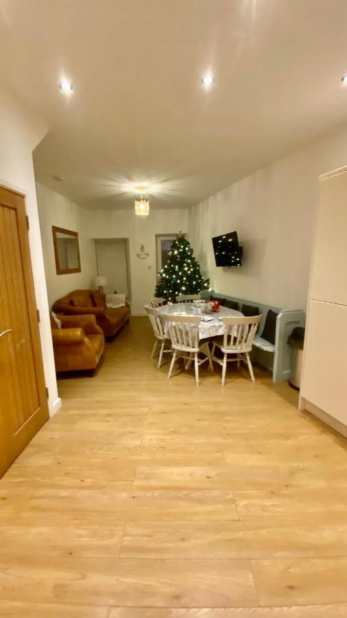טורקוואי The Bonting Beautiful Three Bed Townhouse Near Harbour And Beach מראה חיצוני תמונה